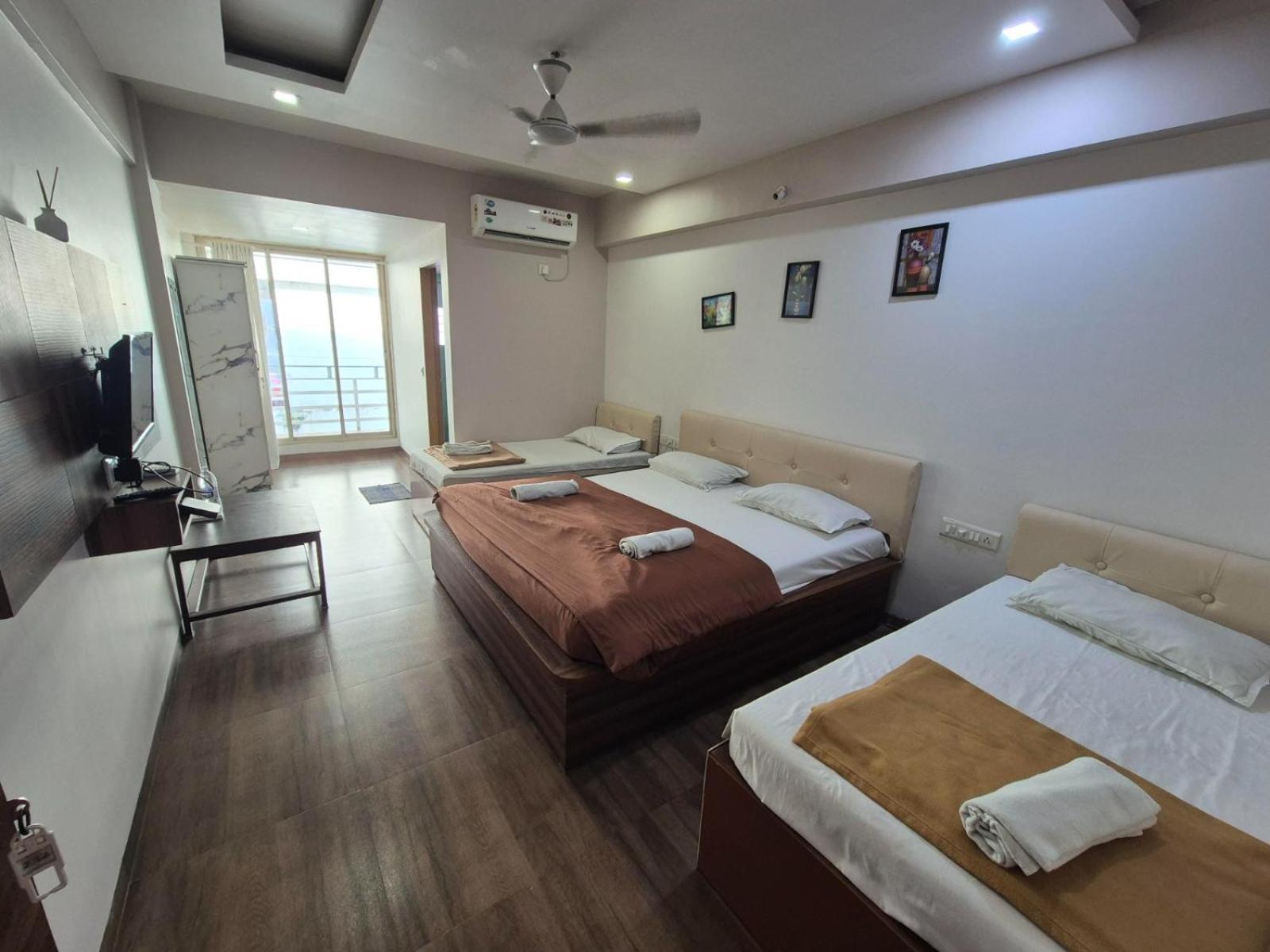 White House Beach Resort, Nagaon Exterior photo